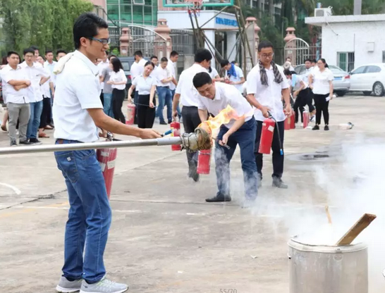 長(cháng)隆消防演習